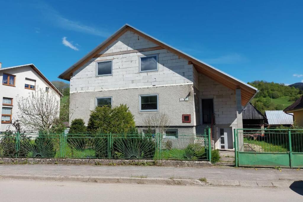 Horska Turistika S Domaci Atmosferou Dolny Kubin Exterior photo